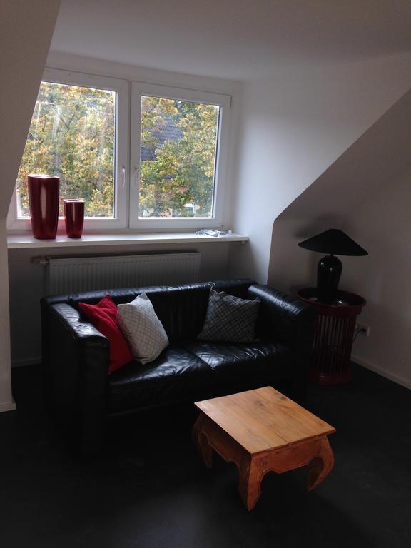 Moltke 120 Apartamento Düsseldorf Habitación foto